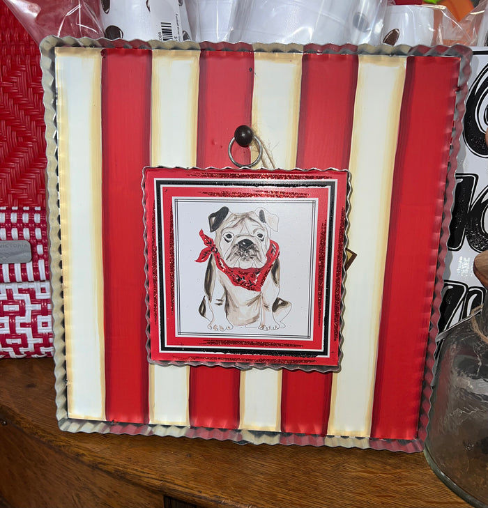 Round Top Red and White Display Board