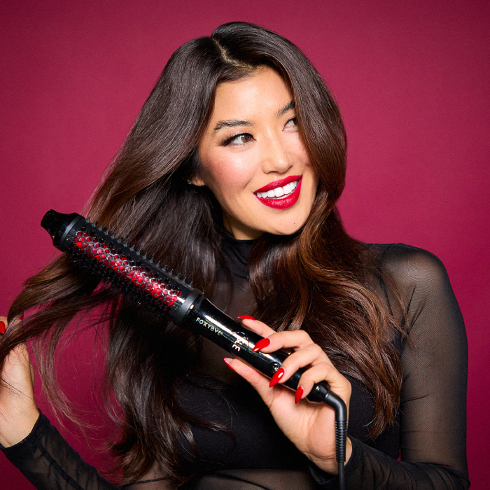 Hottie Hot XL: Long-Barrel Infrared Thermal Round Brush
