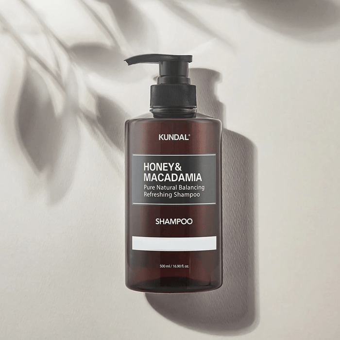 Kundal Honey & Macadamia Pure Natural Balancing Refreshing Shampoo Amber Vanilla 500 ml - Beauty Tribe
