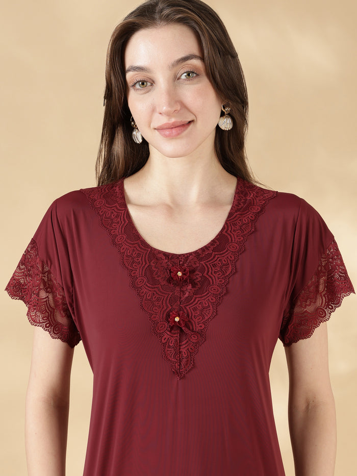 Malai lace modern nighty for women In burgundy